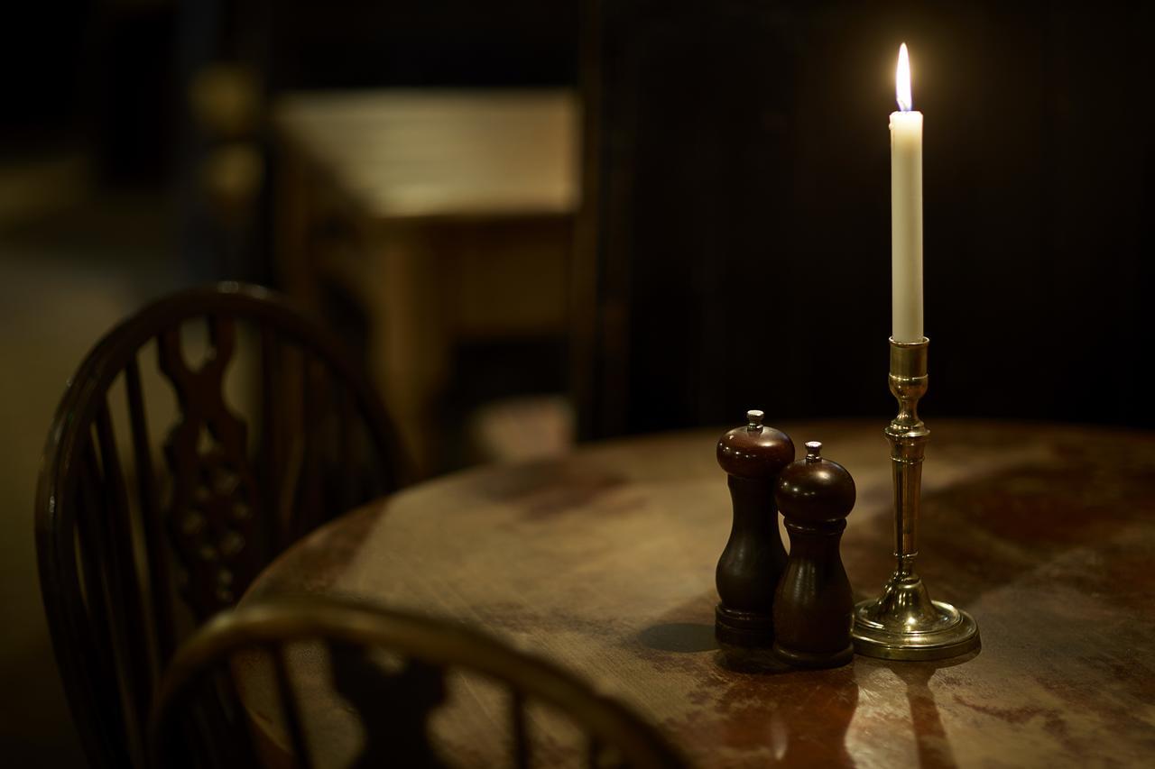 Compasses Inn Tisbury Dış mekan fotoğraf